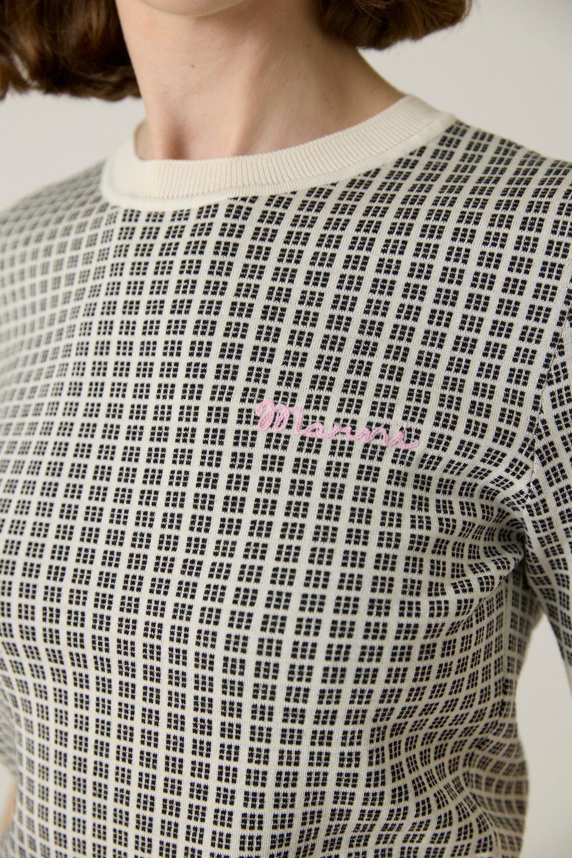 Short Sleeve Roundneck Sweater