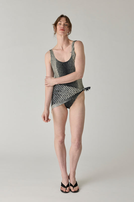 Halftone Wiggle Dot Scoop-Back Maillot