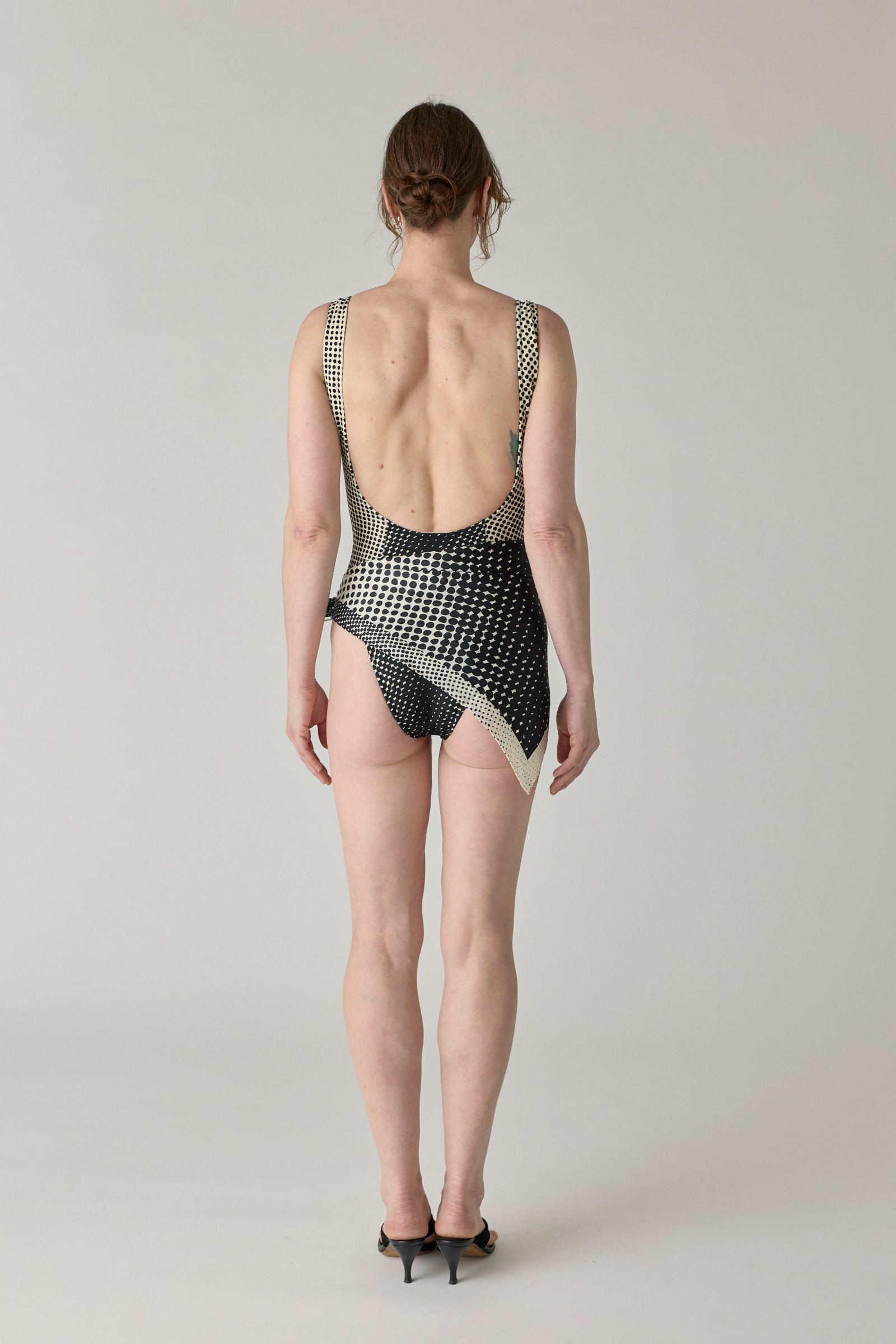 Halftone Wiggle Dot Scoop-Back Maillot