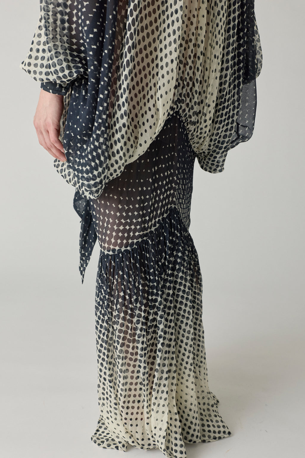Sheer Halftone Wiggle Dot Batwing Sleeve Caftan