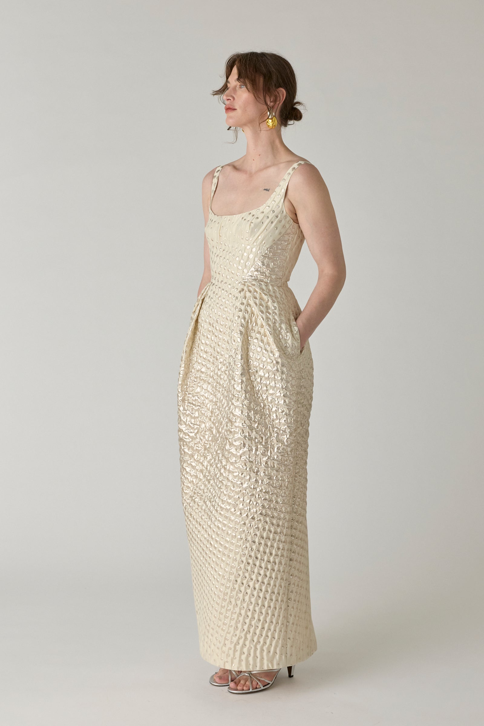 Halftone Wiggle Dot Scoop Neck Tulip Gown