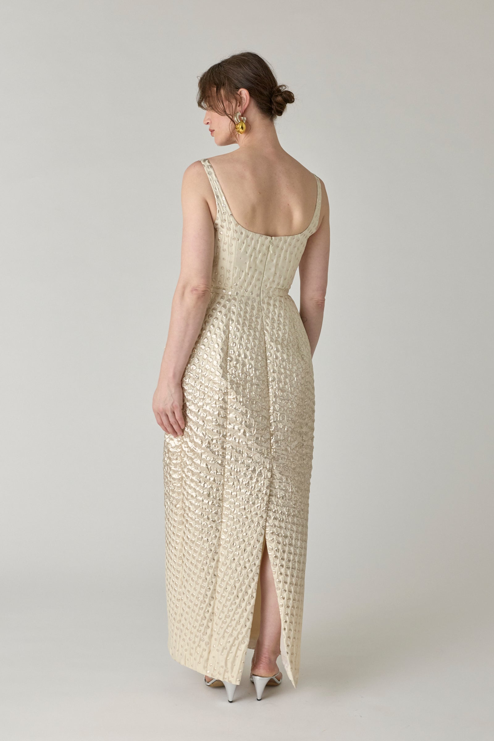 Halftone Wiggle Dot Scoop Neck Tulip Gown