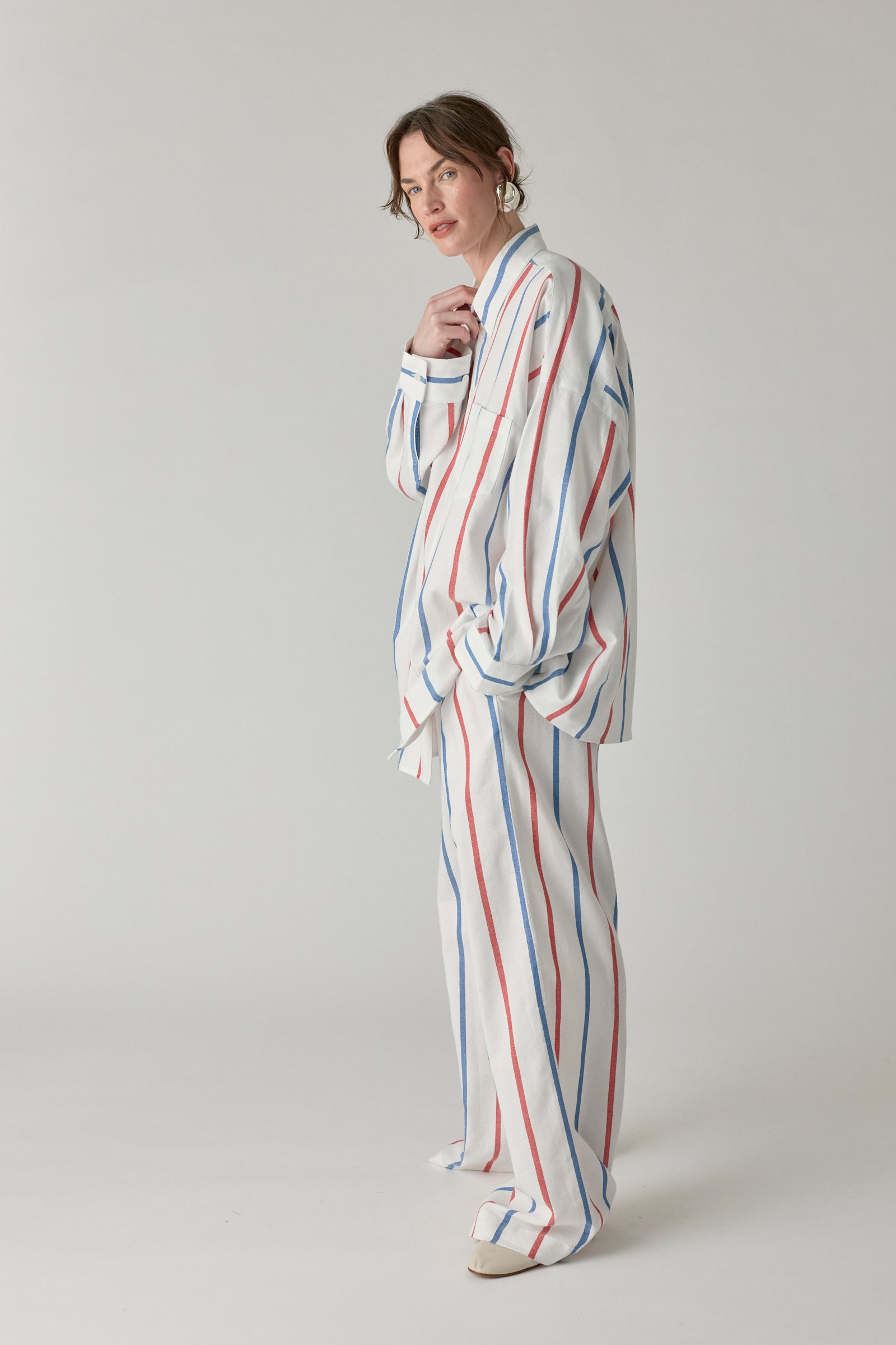 The Oversized Shirt - Blue/Red Stripe