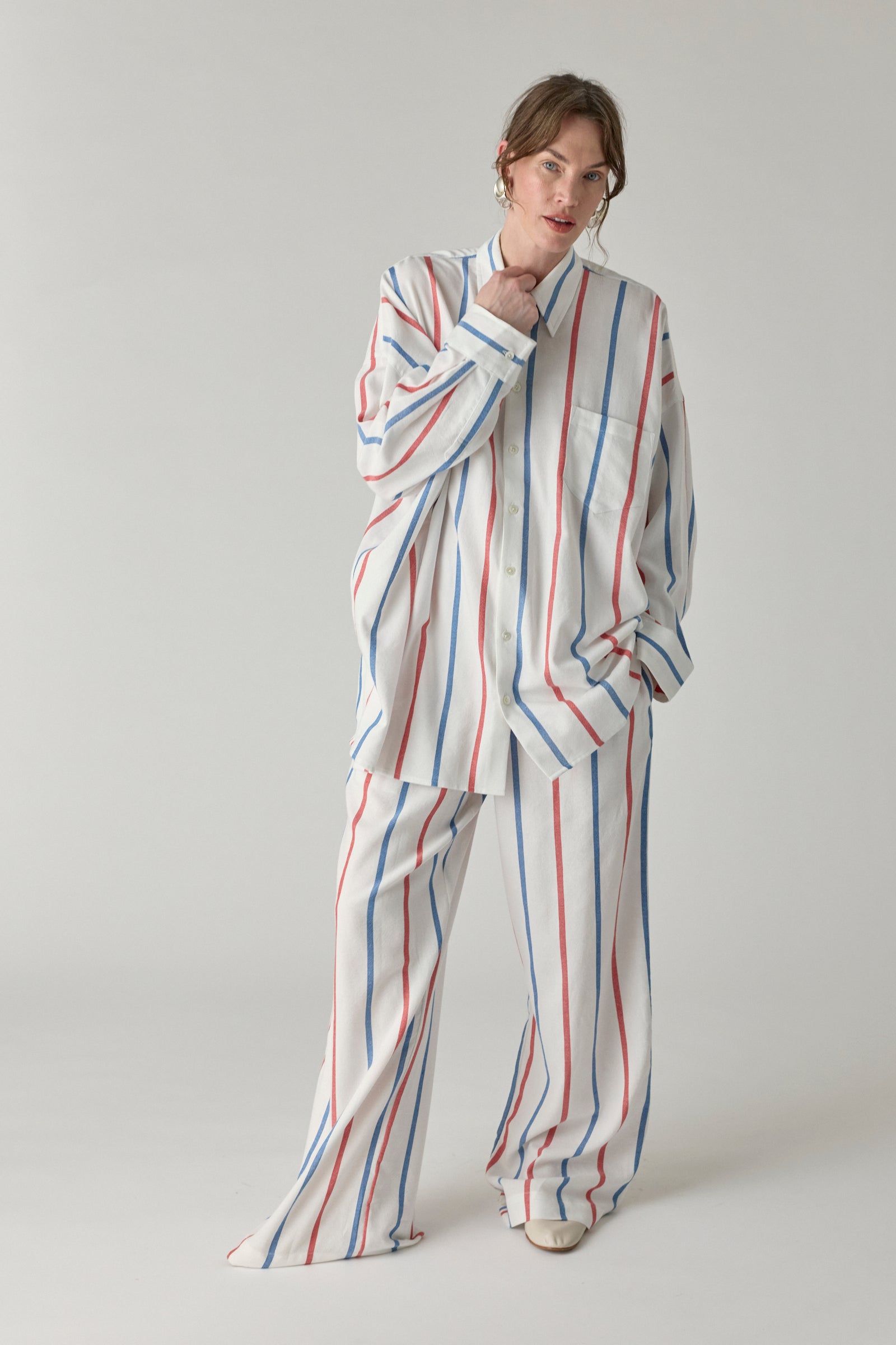 The Oversized Shirt - Blue/Red Stripe
