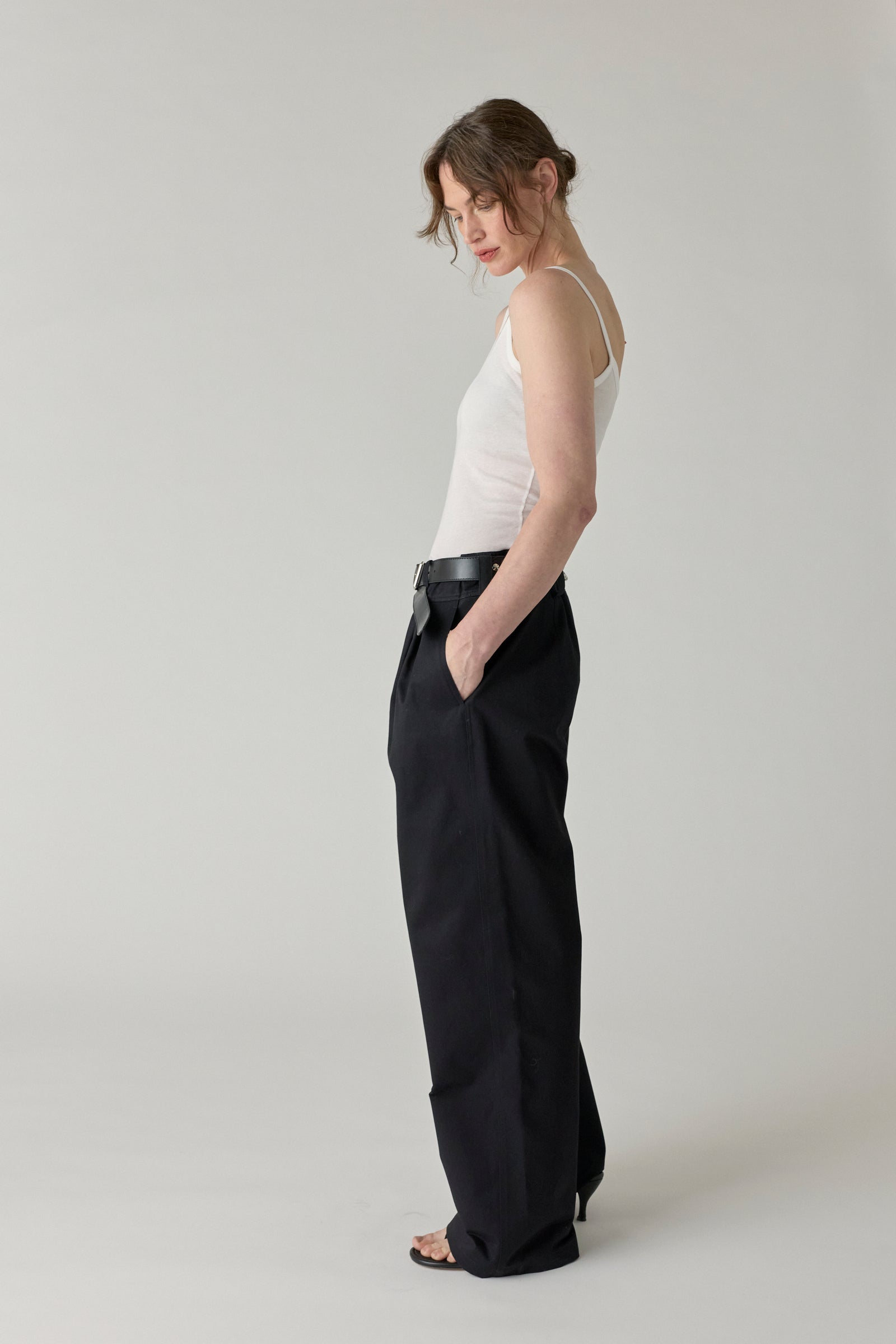 Chino Pant w/ Wide Waistband