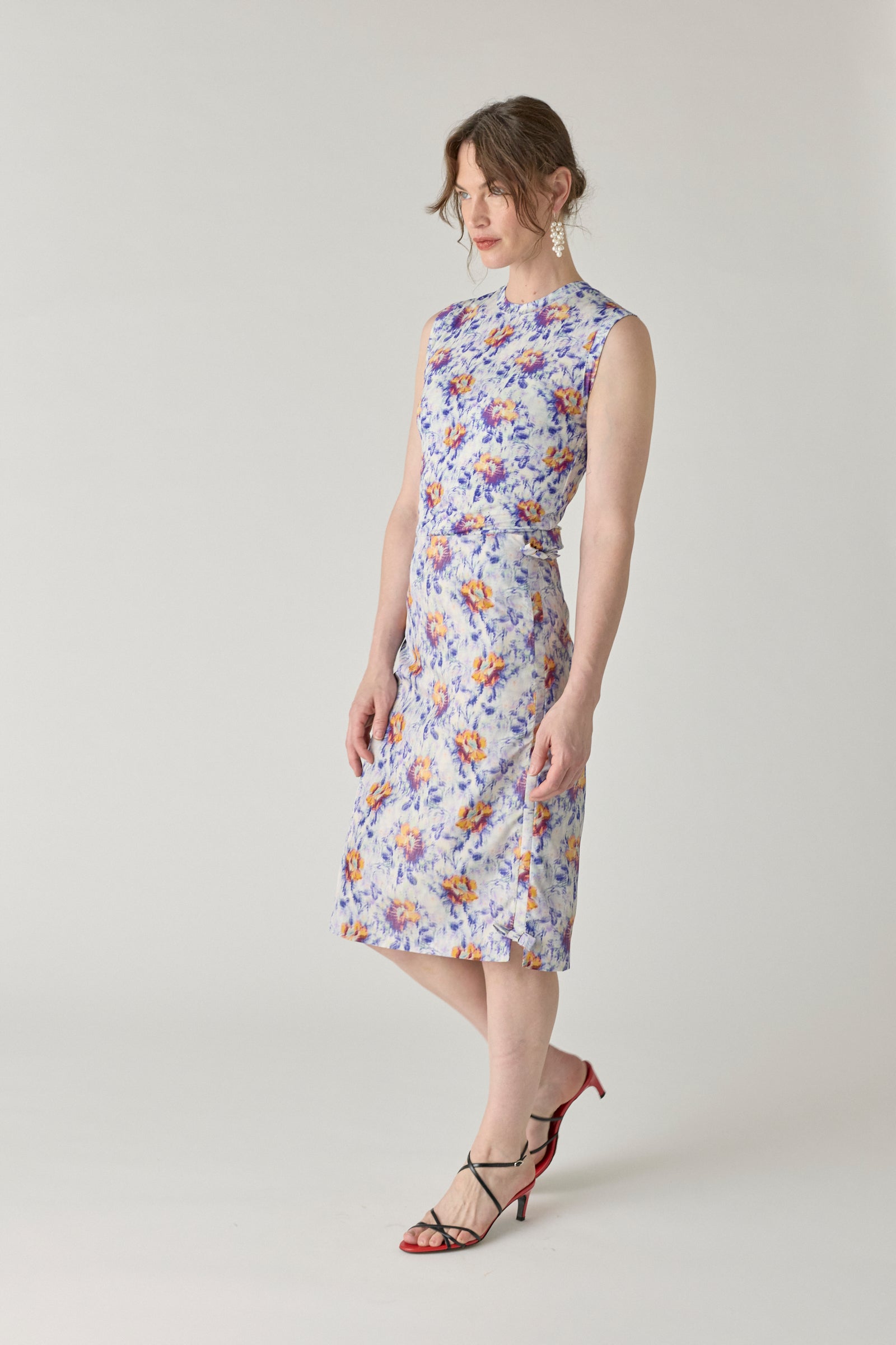 Sleeveless T-Shirt