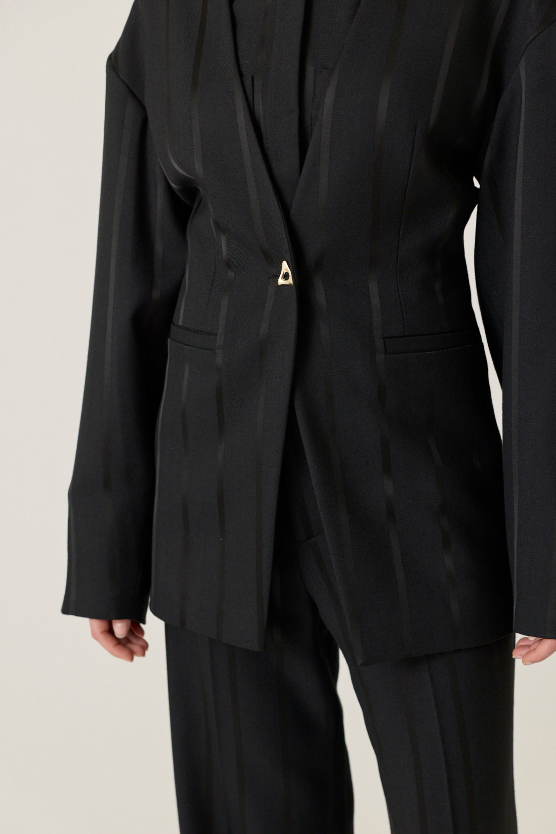 Somerset Collarless Waisted Blazer