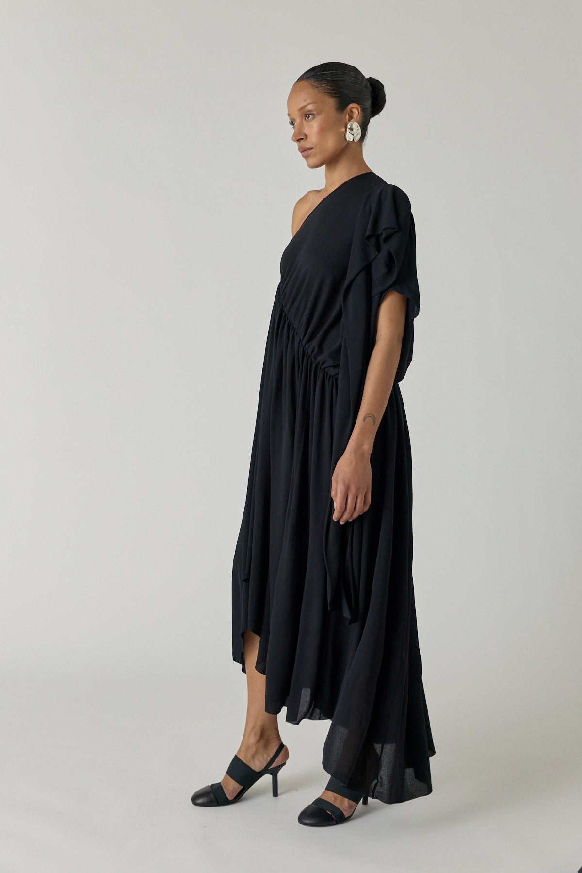 Pivote One Shoulder Flou Dress