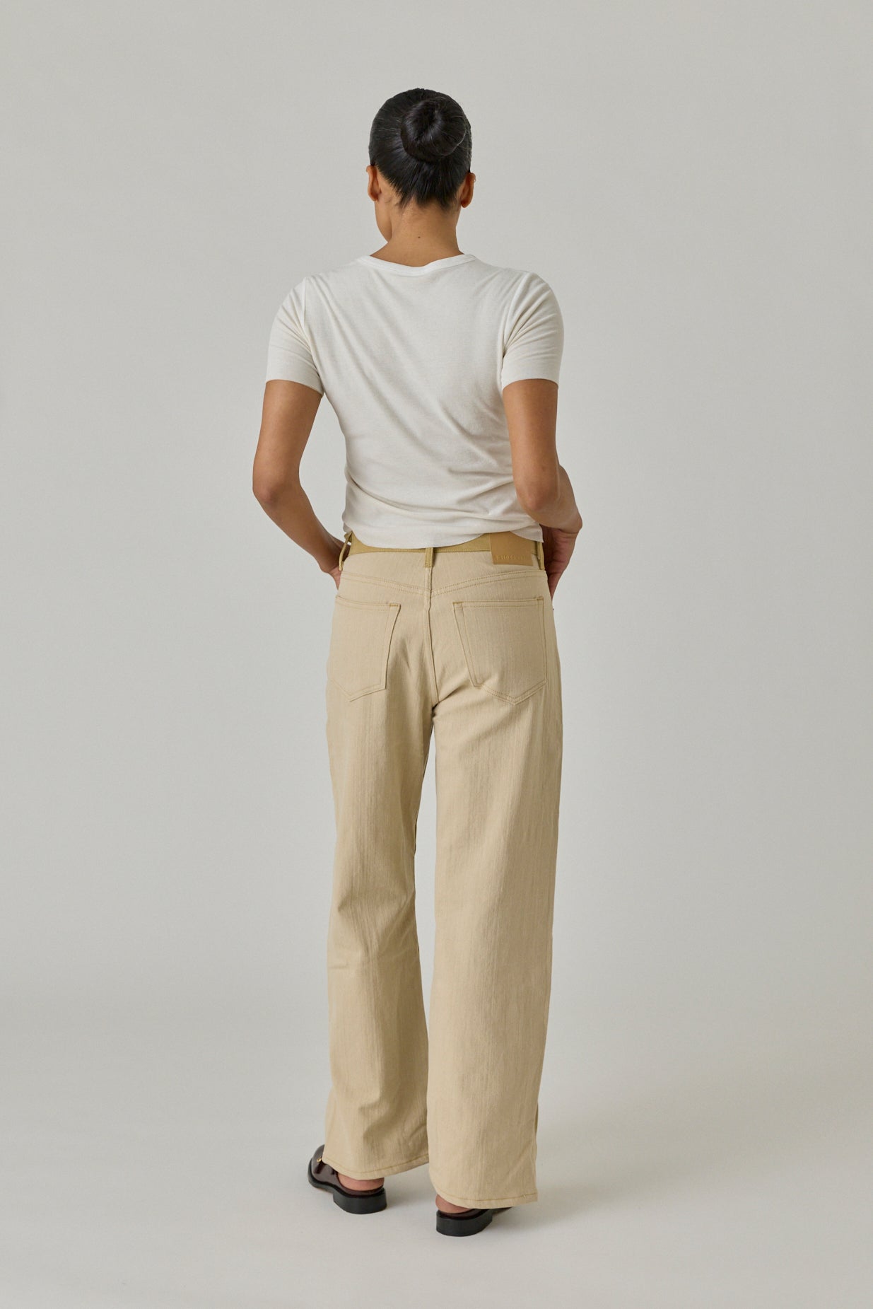 Charlot Split Hem Jean - Palomino Suede