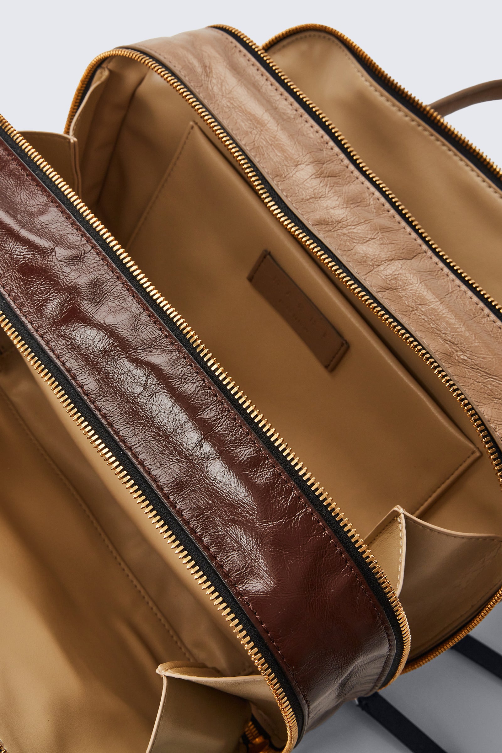 Boxyne Bag - Black/Brown/Taupe