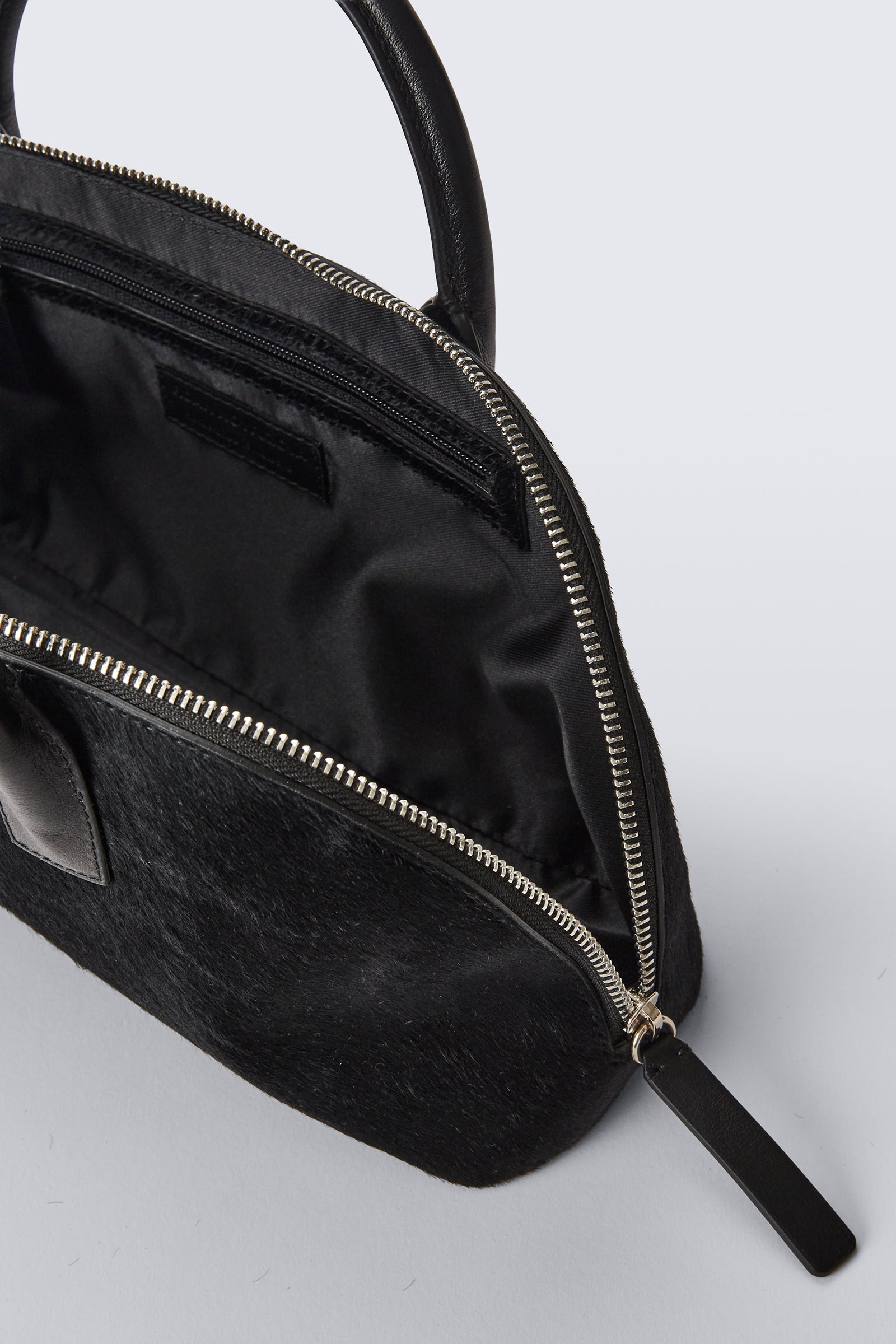 Eliza Black Cowhide Bag
