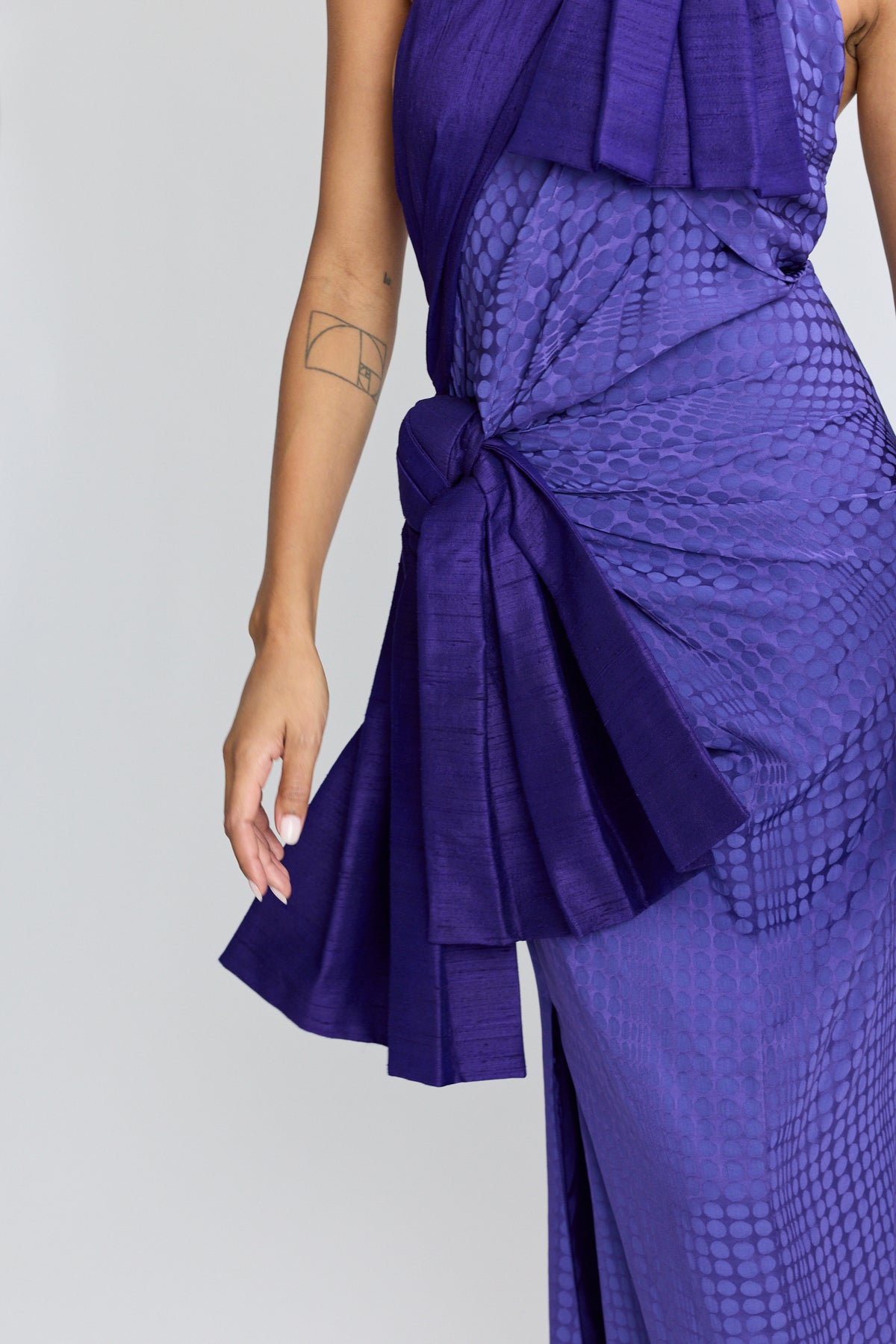 Wiggle Dot Jacquard Double Bow Gown