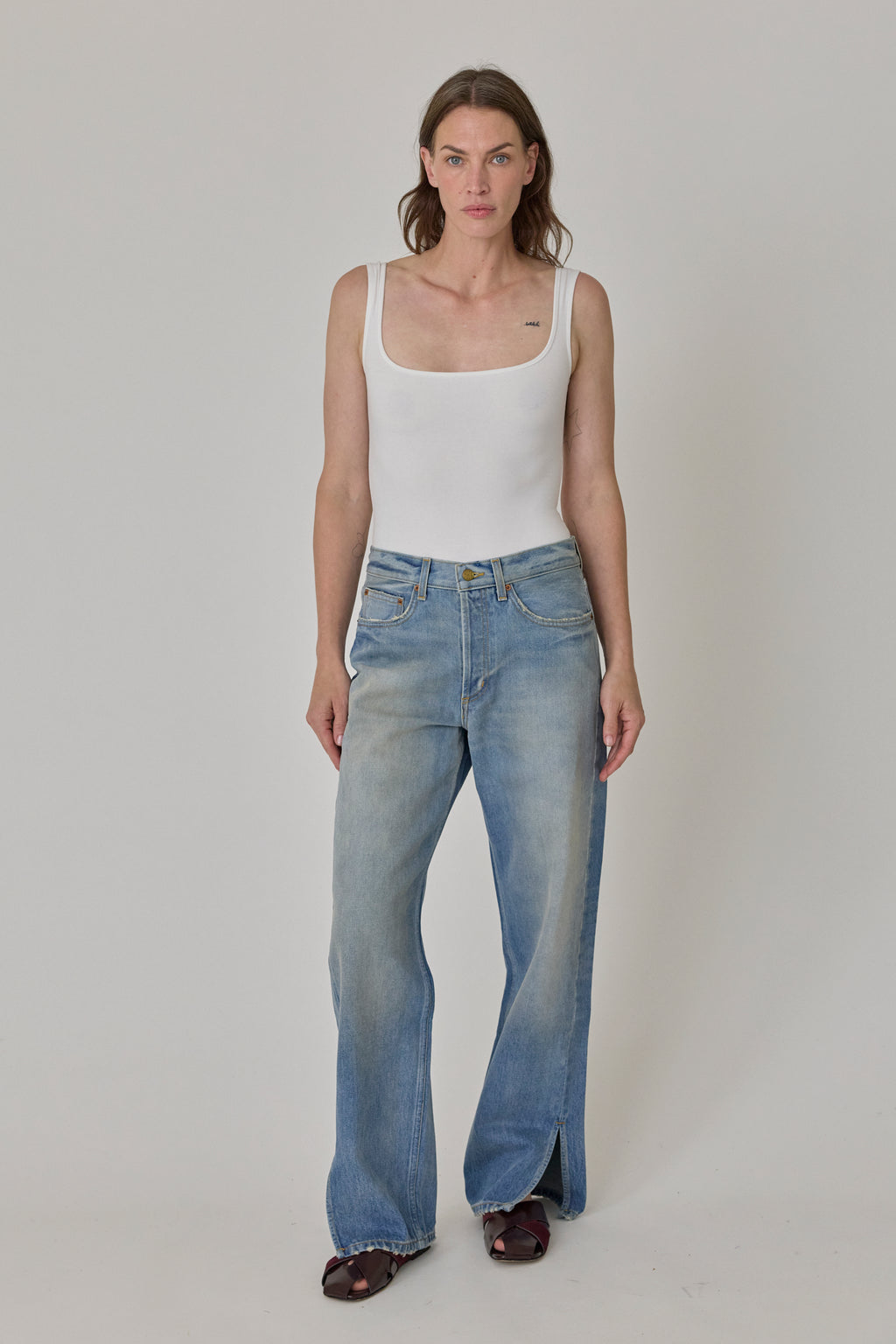 Charlot Split Hem Jean - Shell Vintage Wash