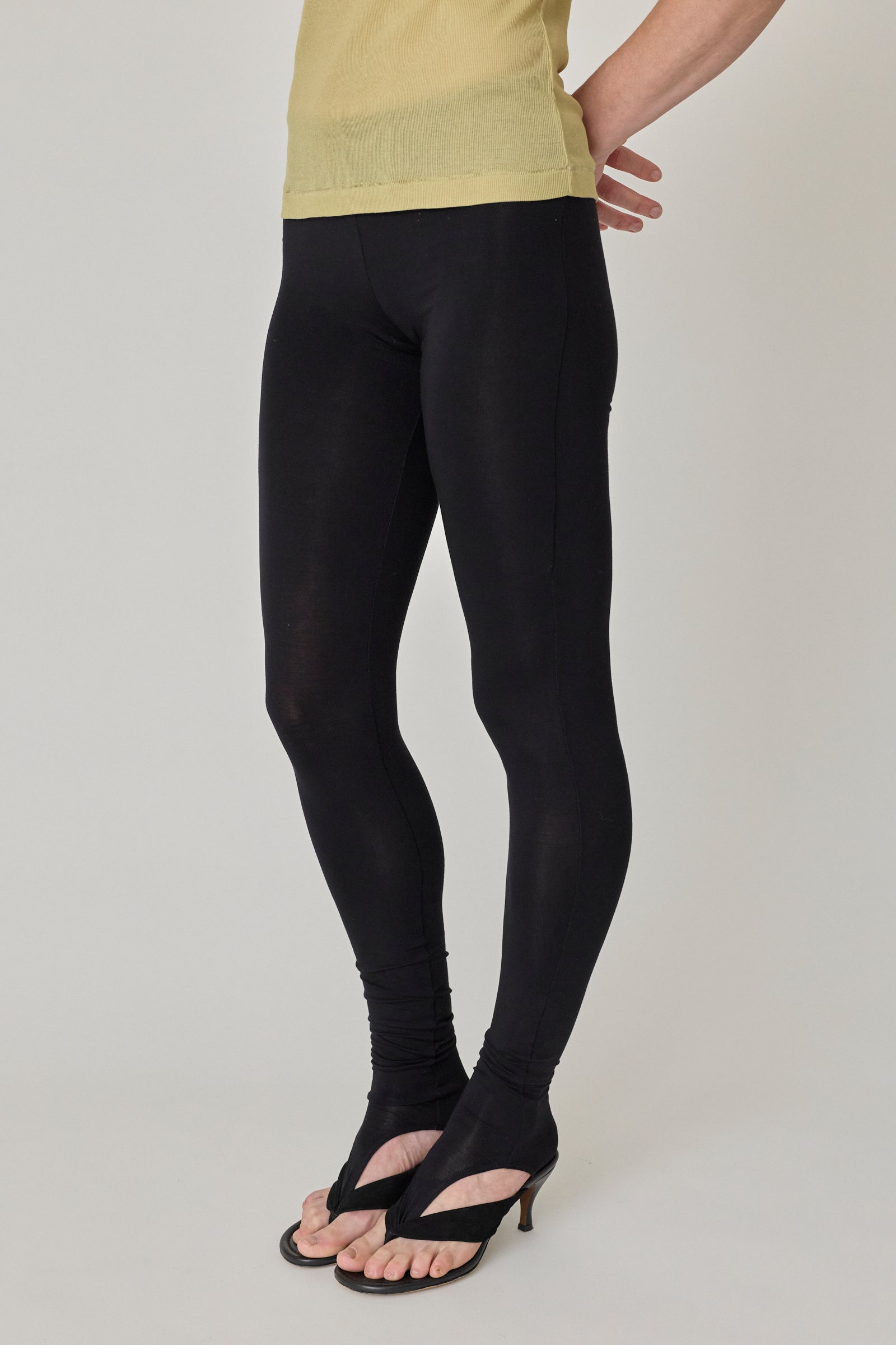 Thong Legging