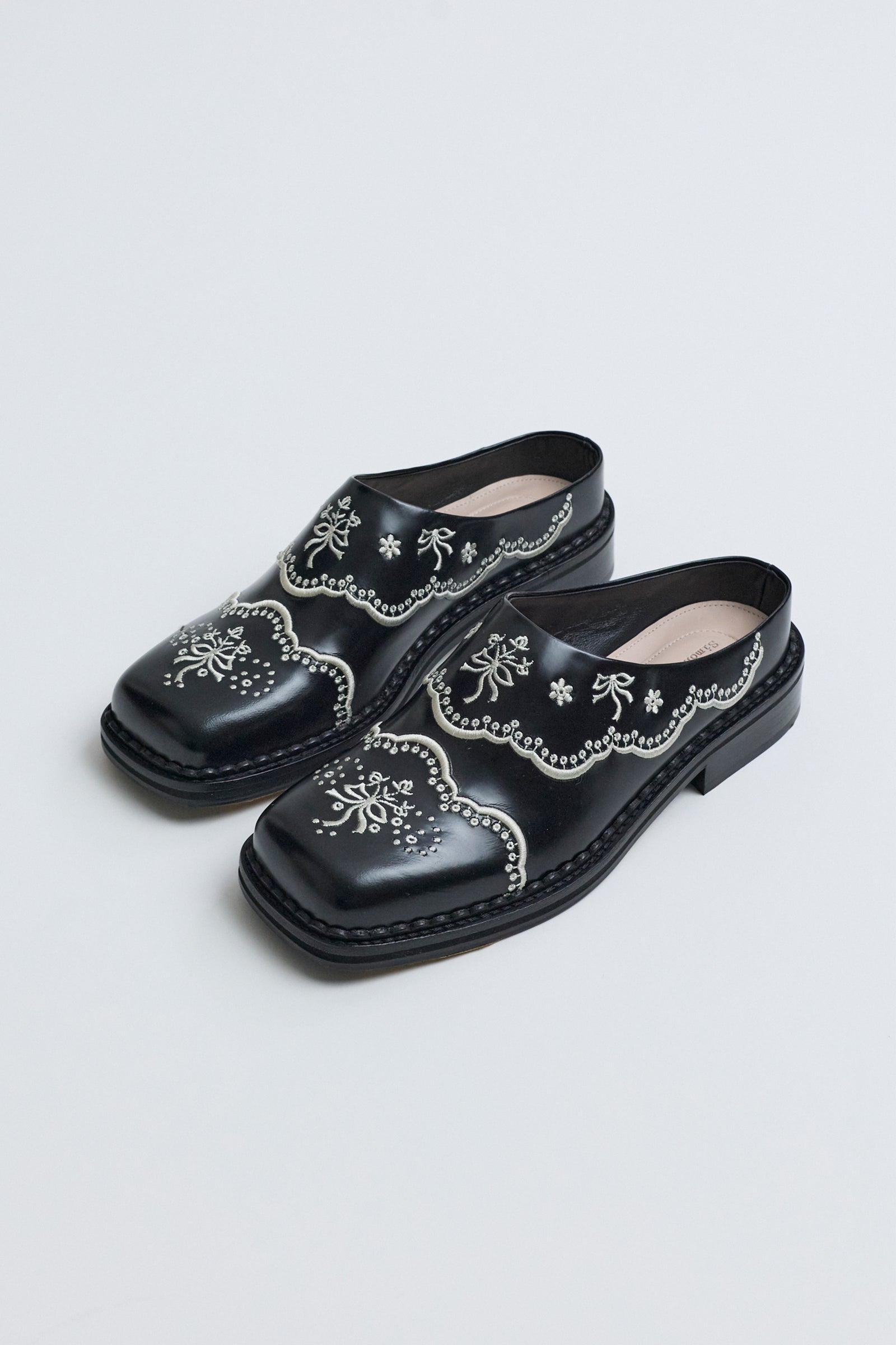 Floral Lace Mule