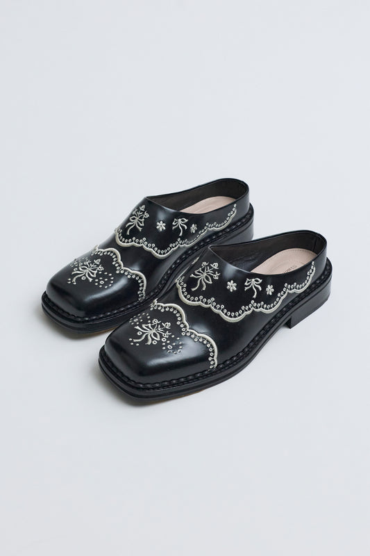 Floral Lace Mule