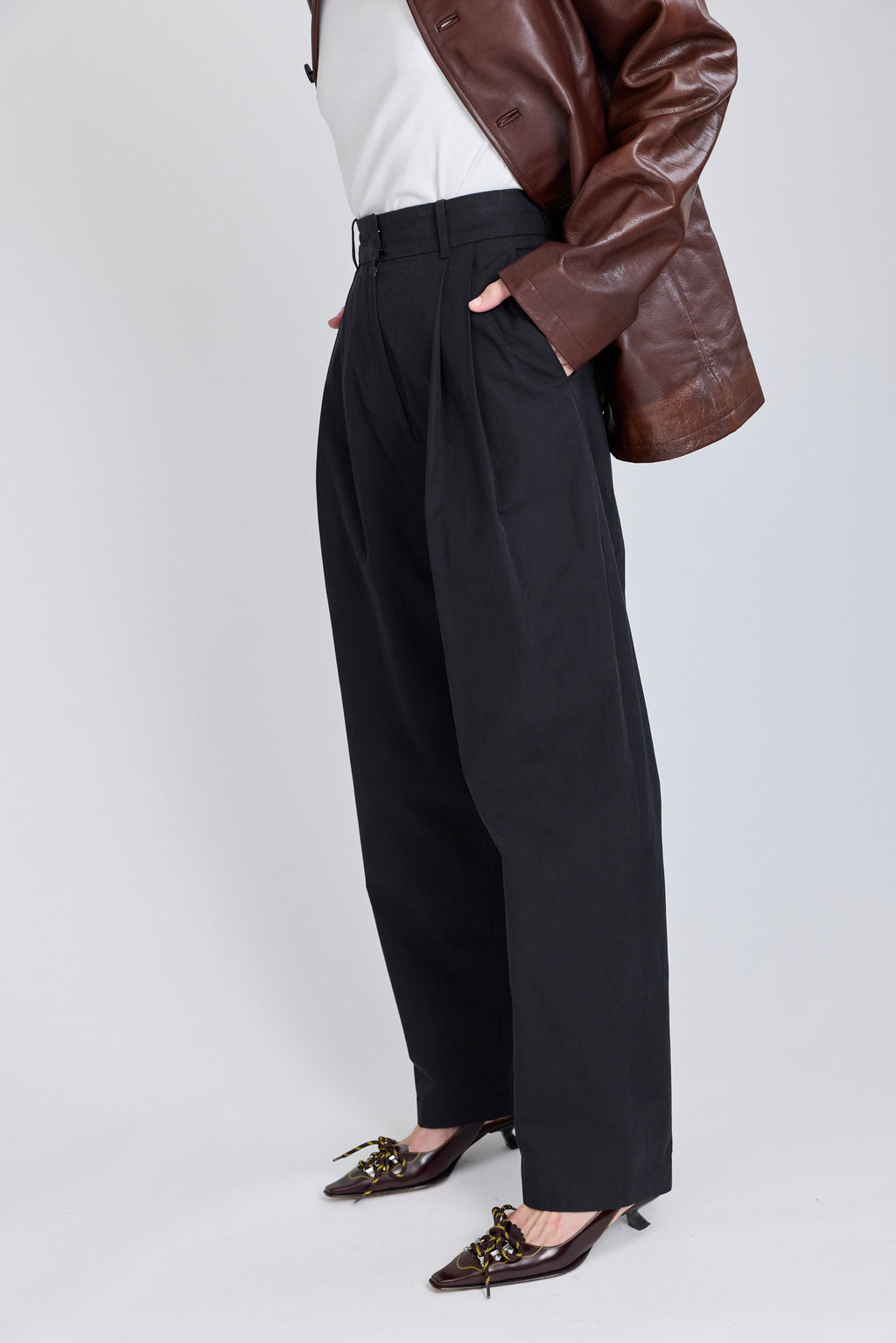 Sperro Double Pleat Pants