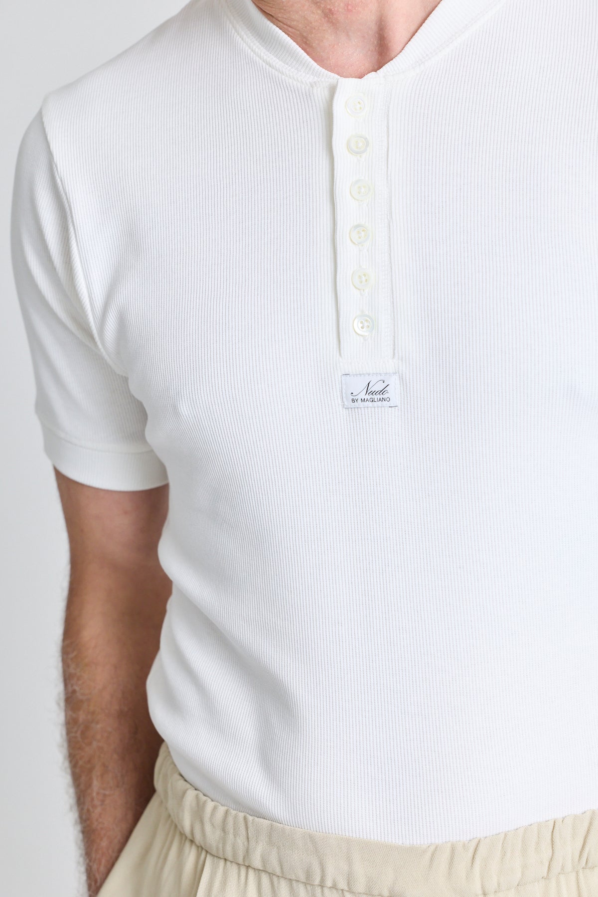 Nudo Serafino Tee - White
