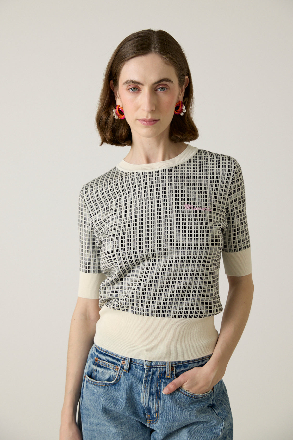 Short Sleeve Roundneck Sweater