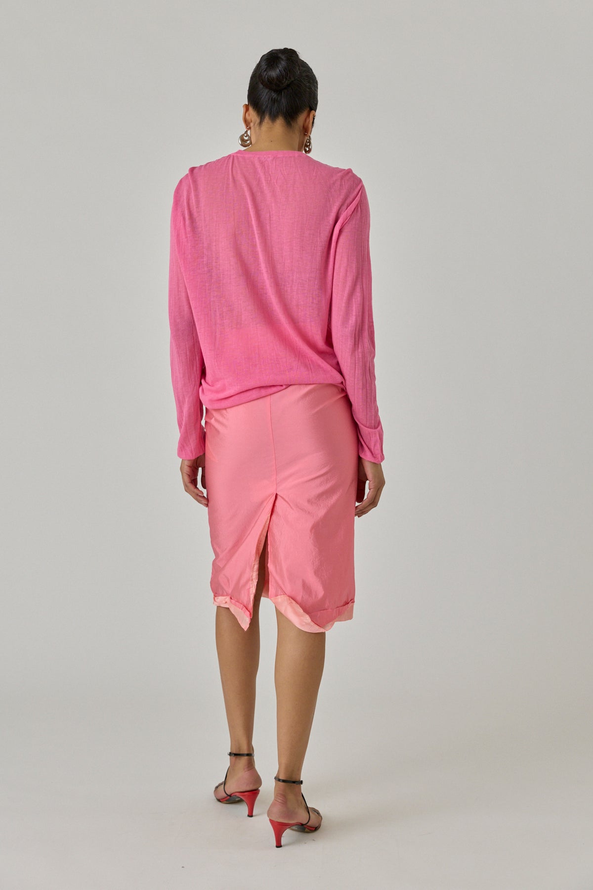 Crease Long Knit Top