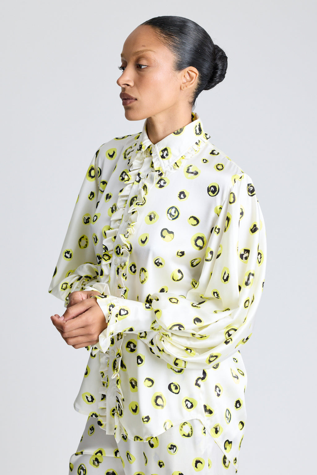 The Blouse - Sunny & Black