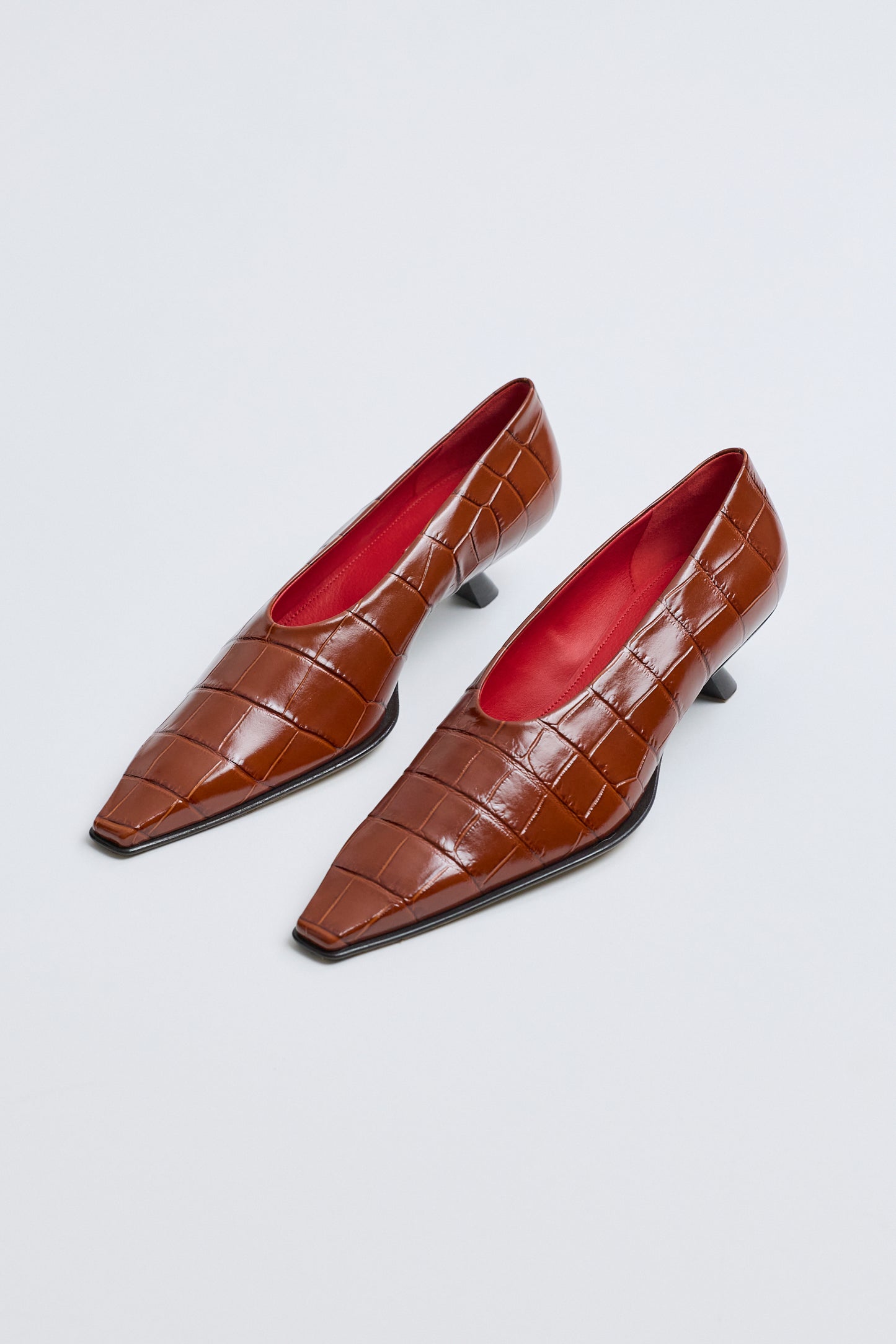 Crocodile Embossed Pump