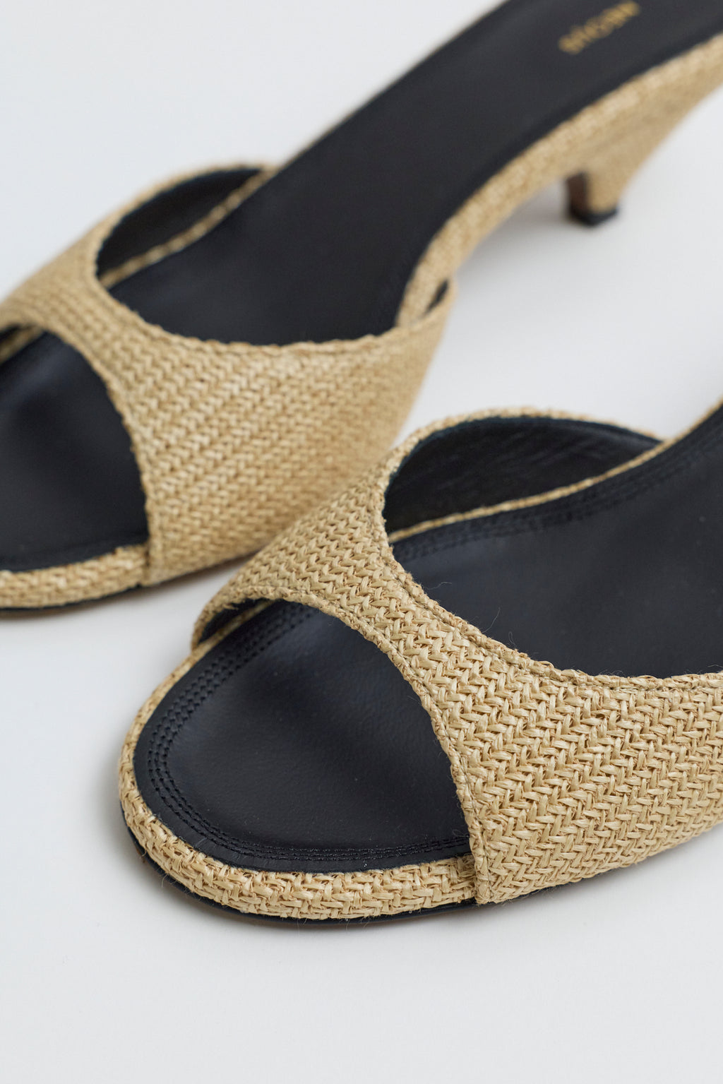 Hynia Sandal - Raffia