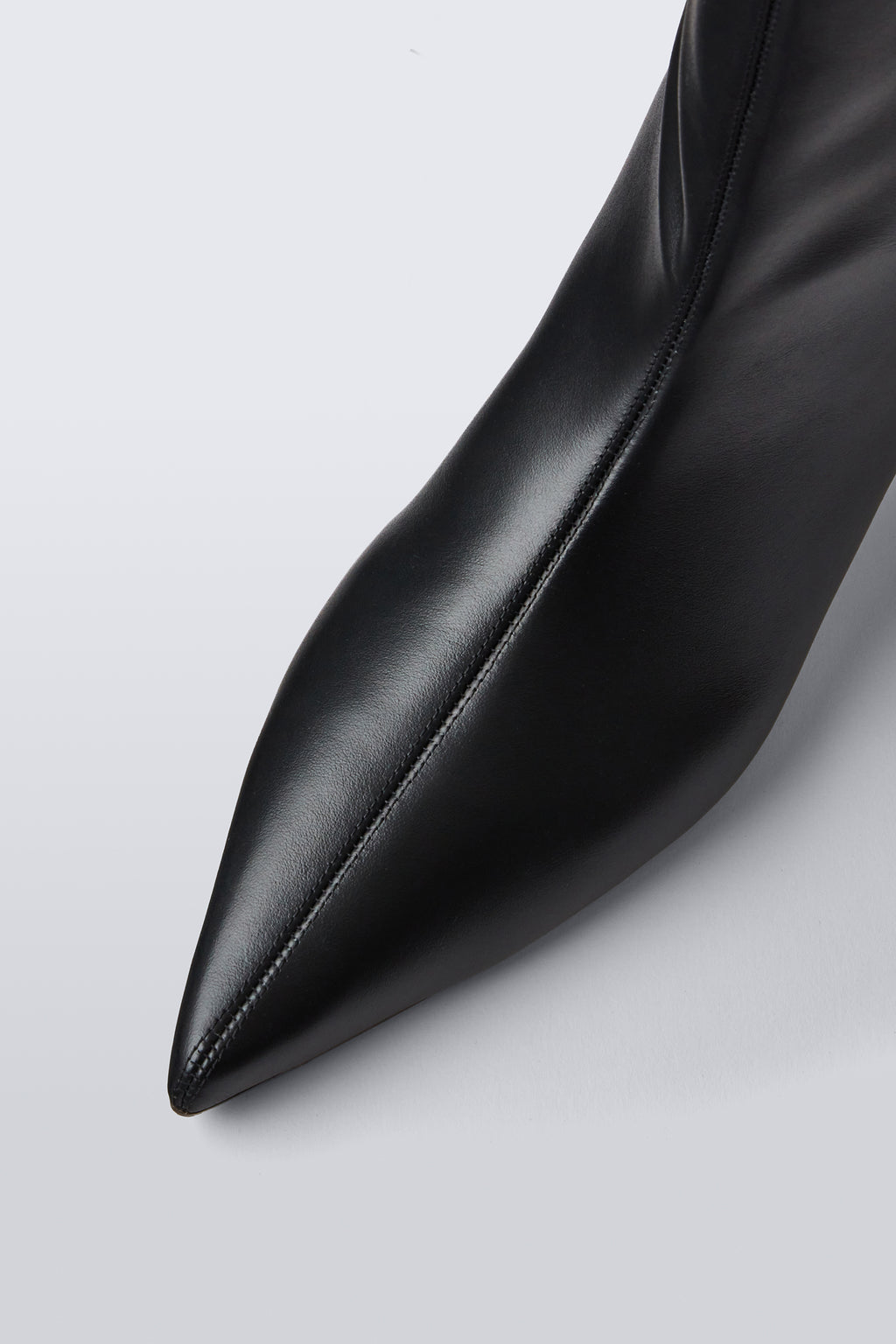 Tapek Boots - Black
