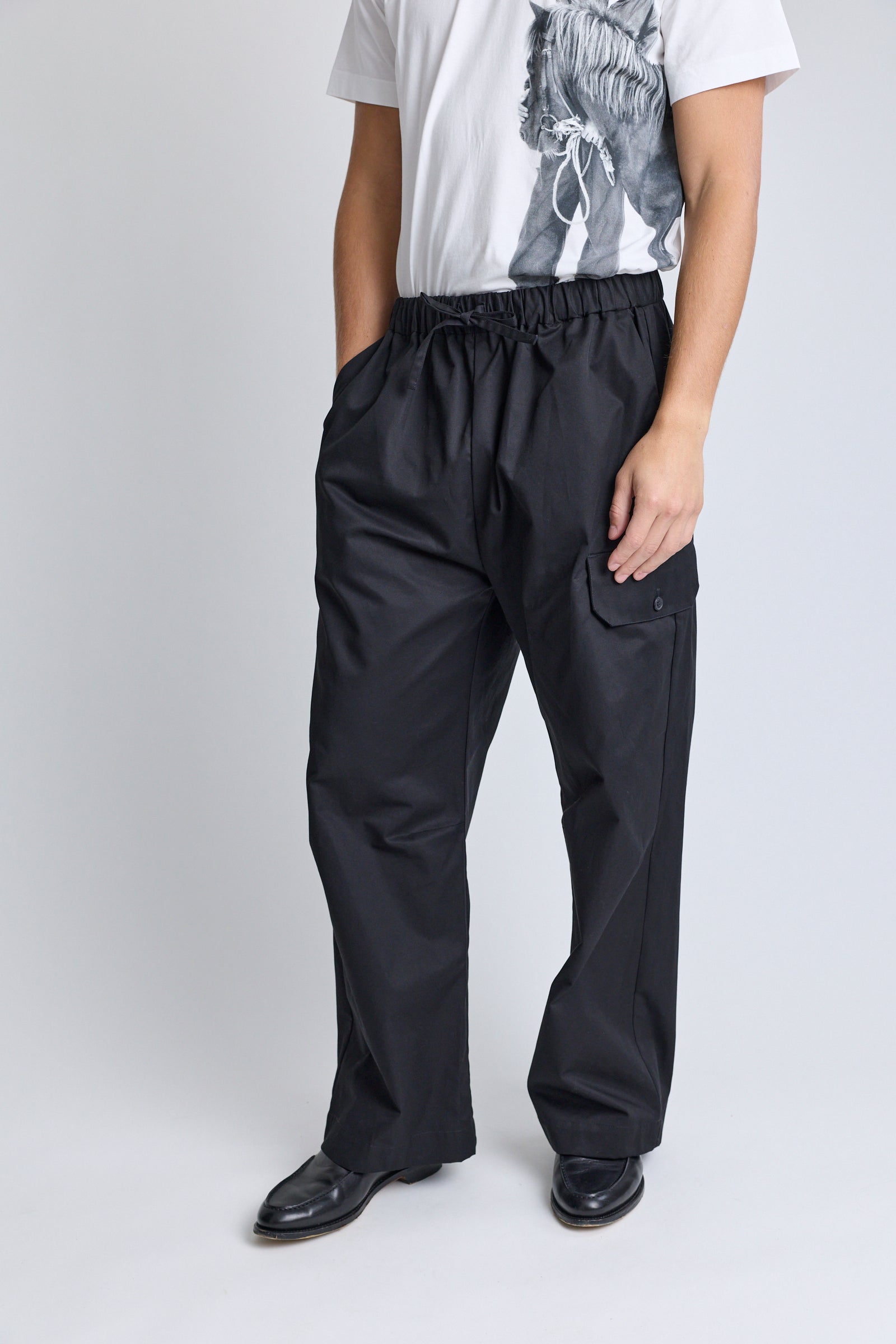 Drawstring Cargo Knee Pleat Trousers