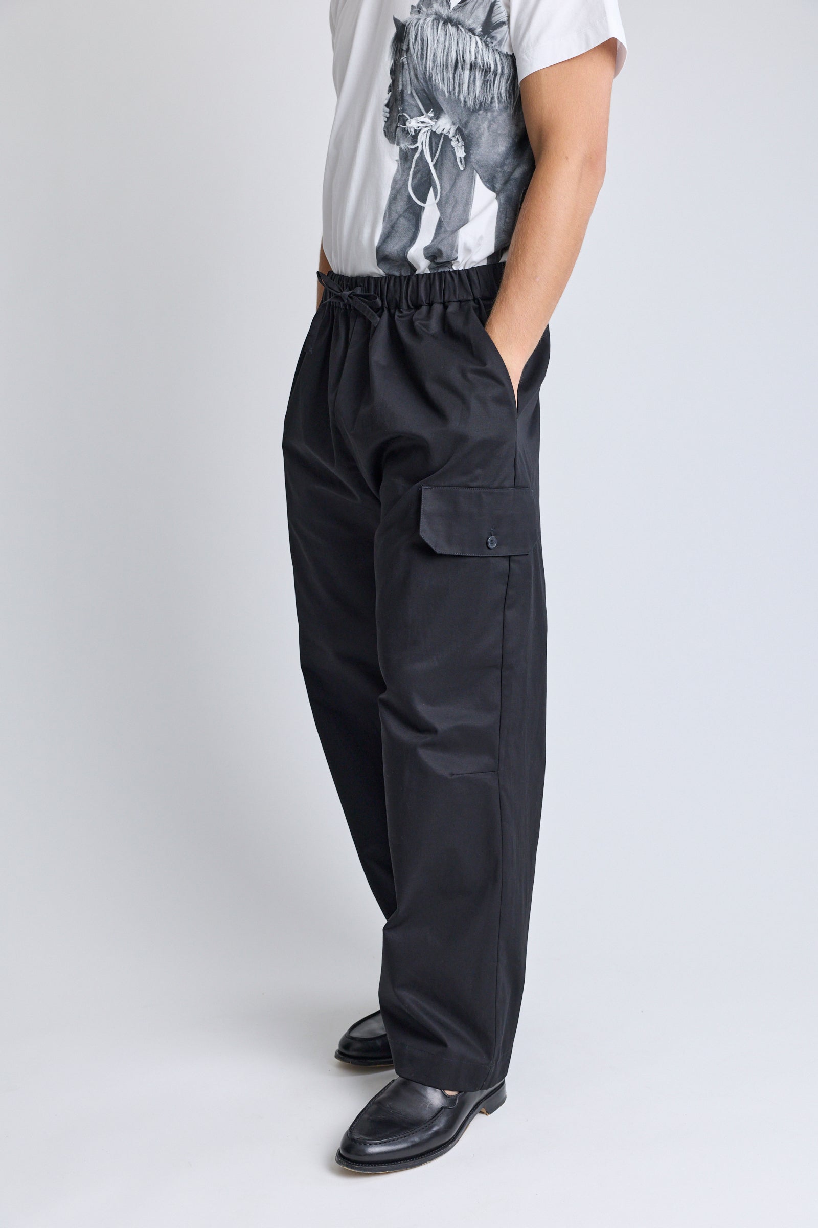 Drawstring Cargo Knee Pleat Trousers