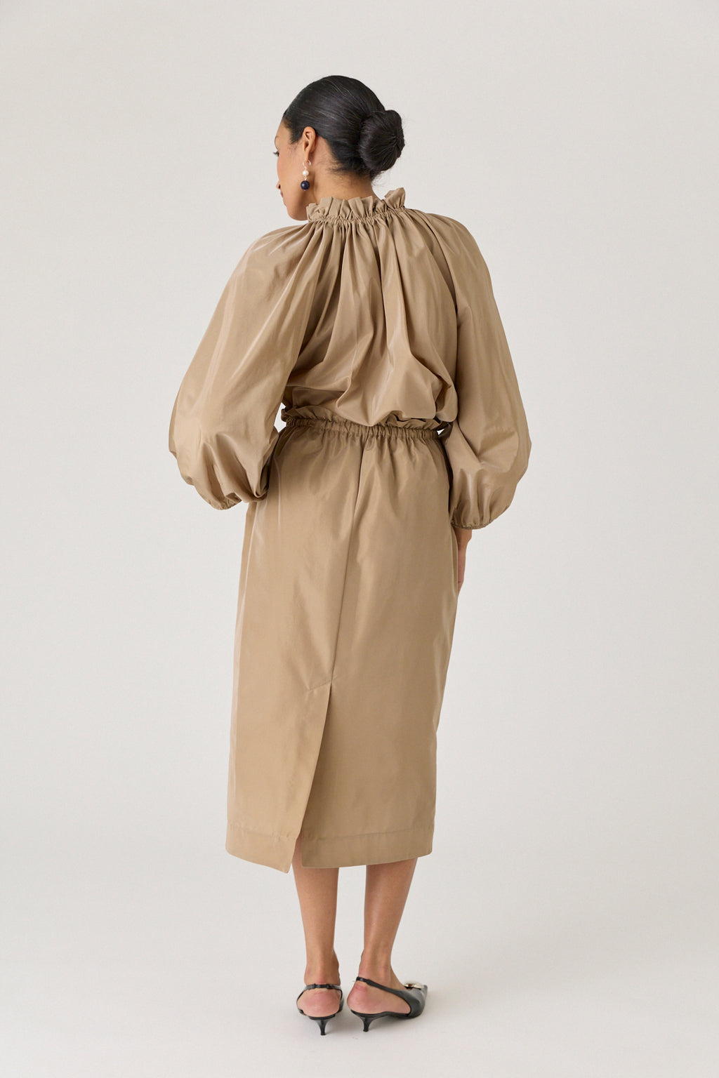 Ruched Billow Balloon Top