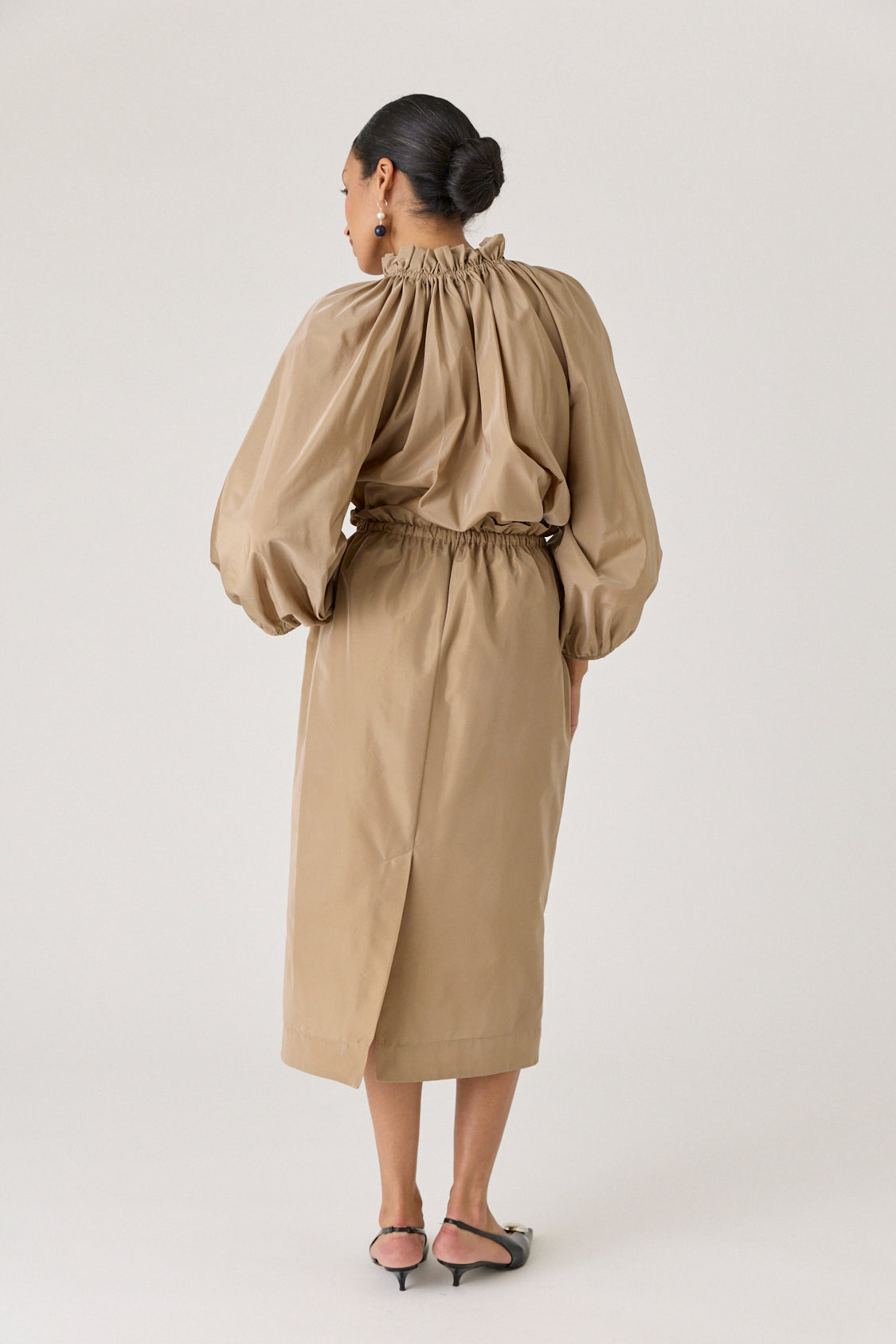 Ruched Billow Balloon Top