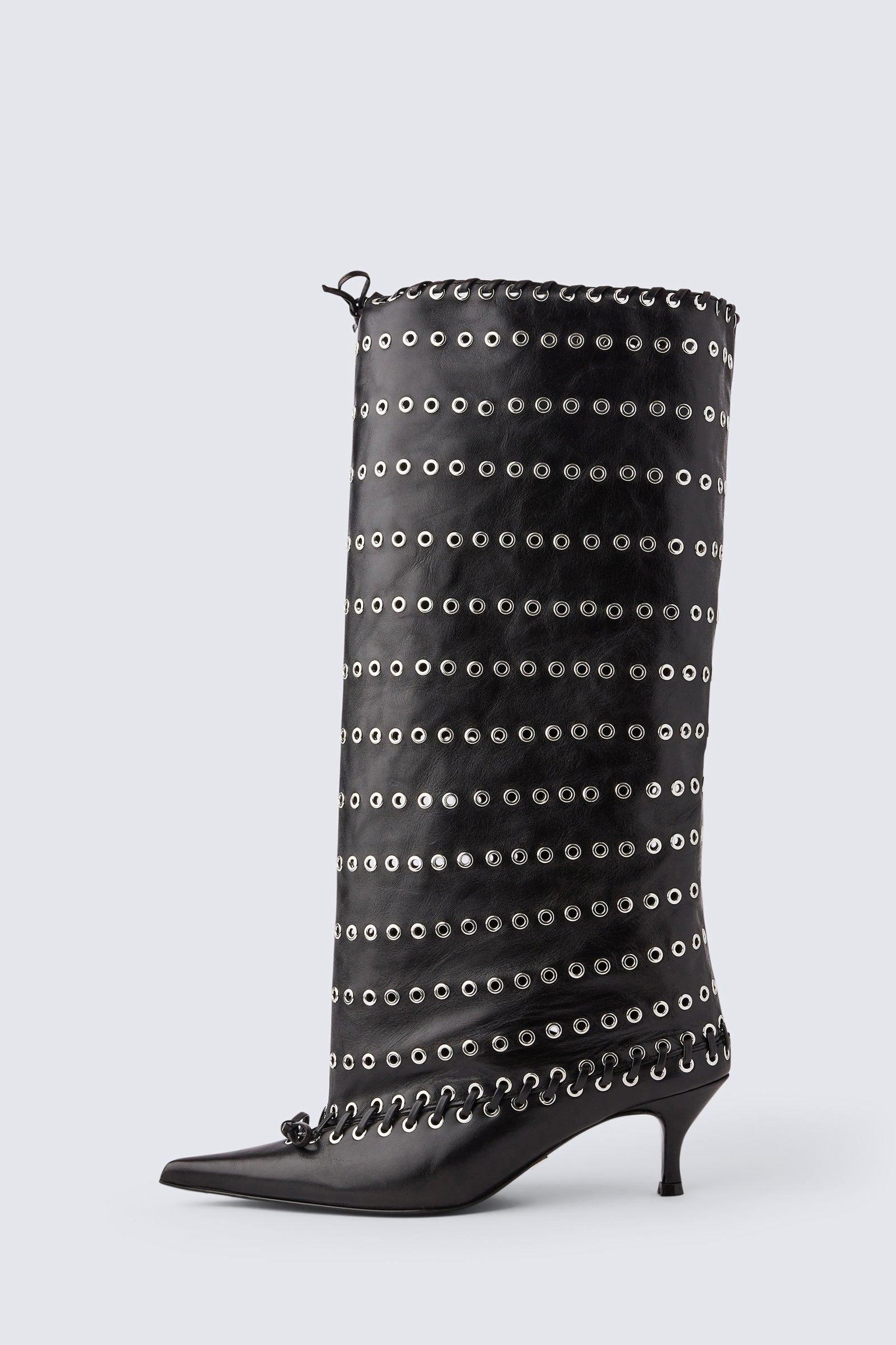 Soft Grommet Level Boots