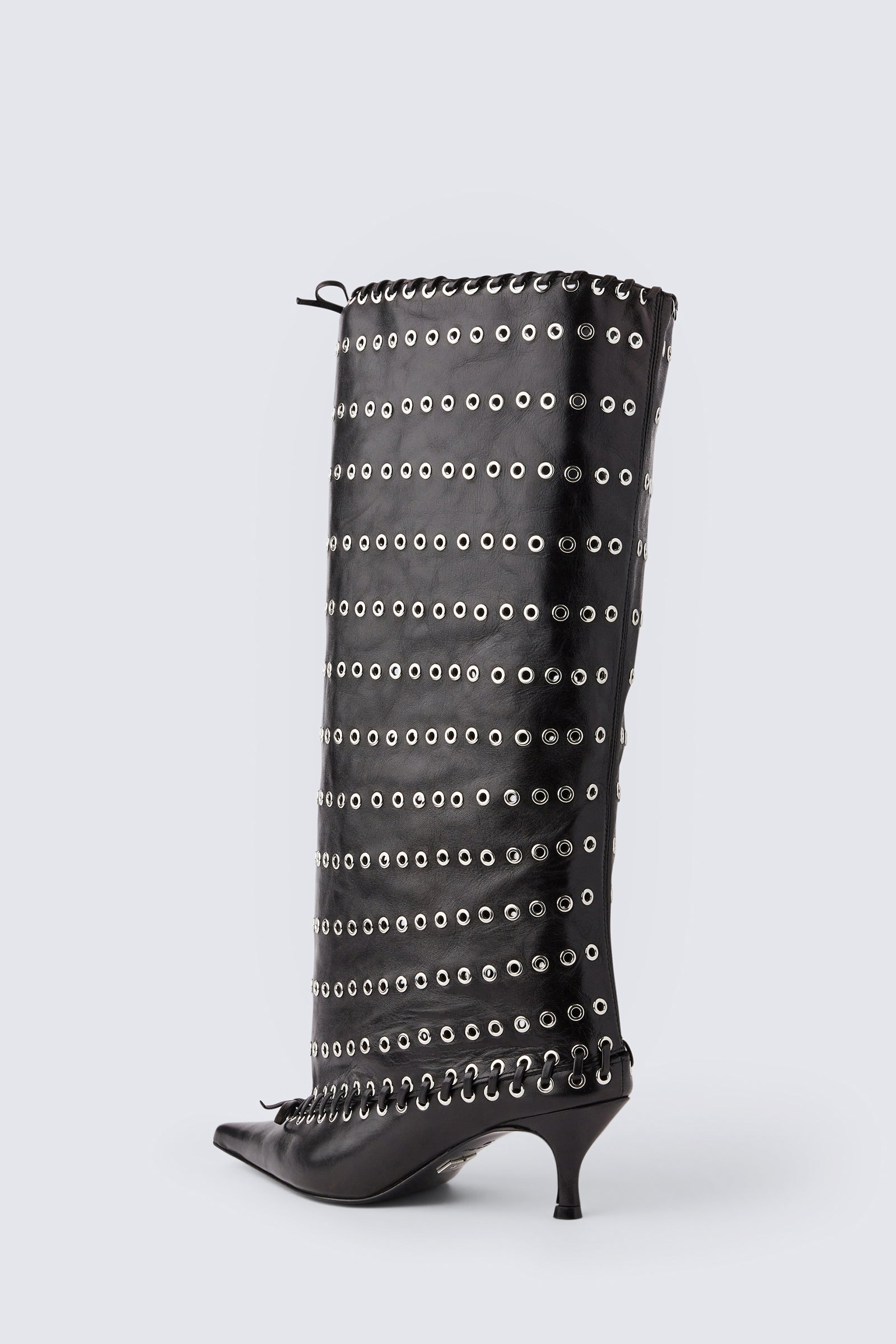 Soft Grommet Level Boots