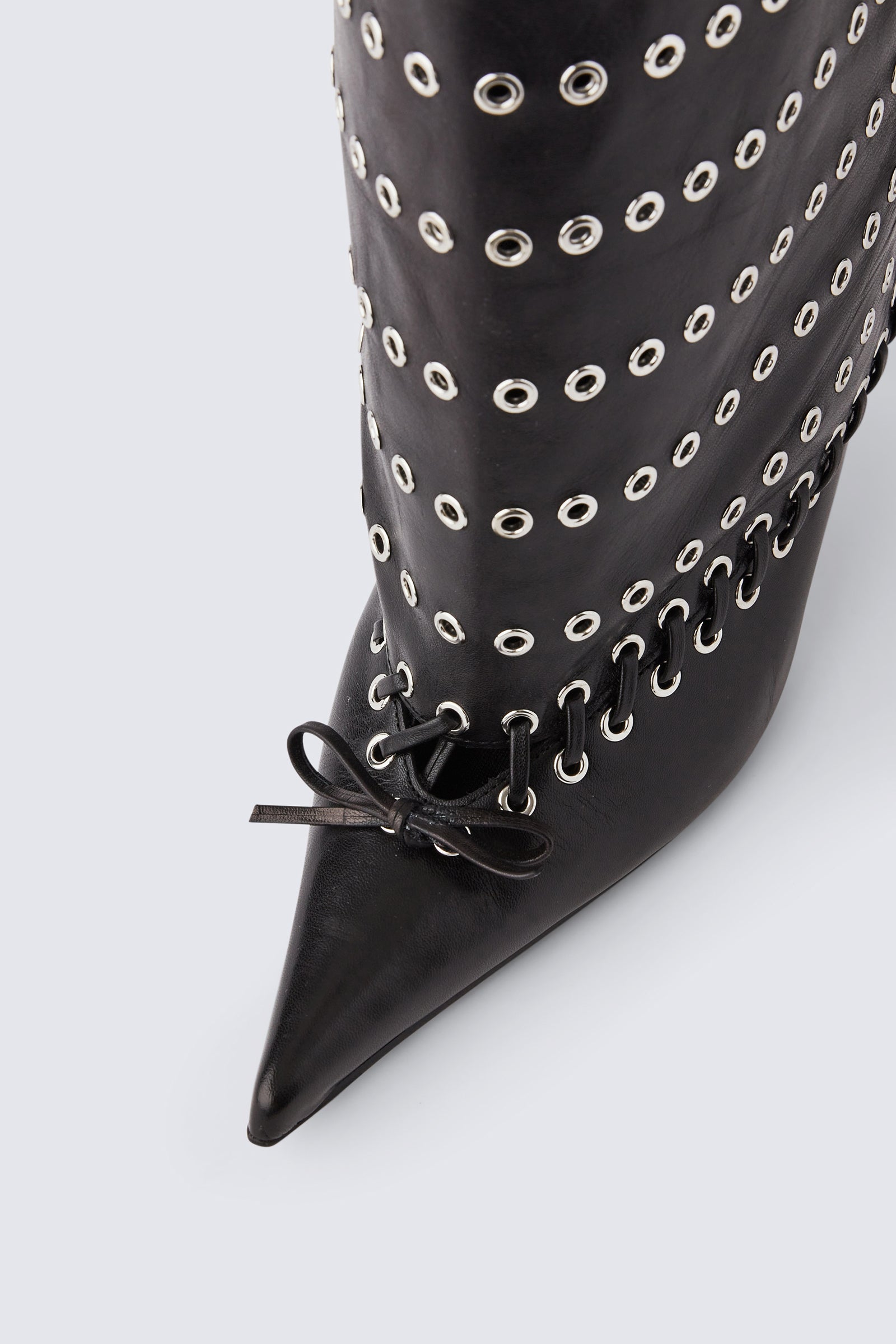 Soft Grommet Level Boots