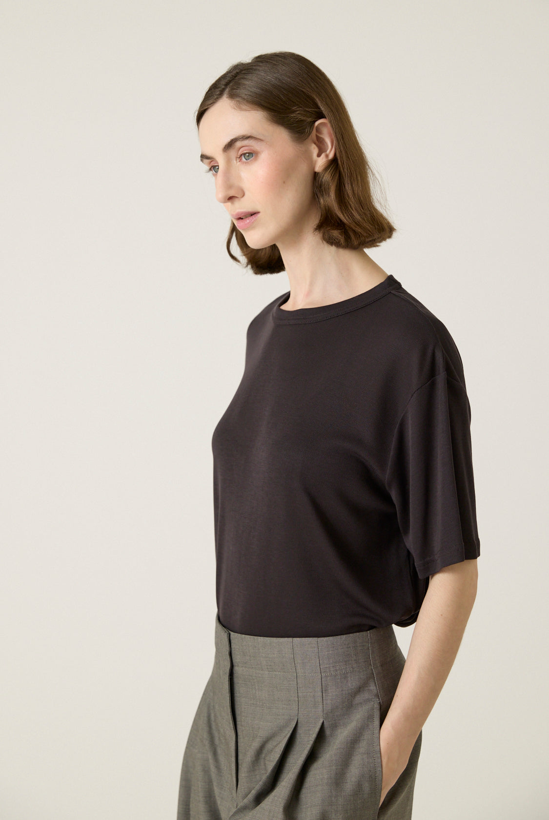 Rond Short Sleeve T-Shirt - Black Grape