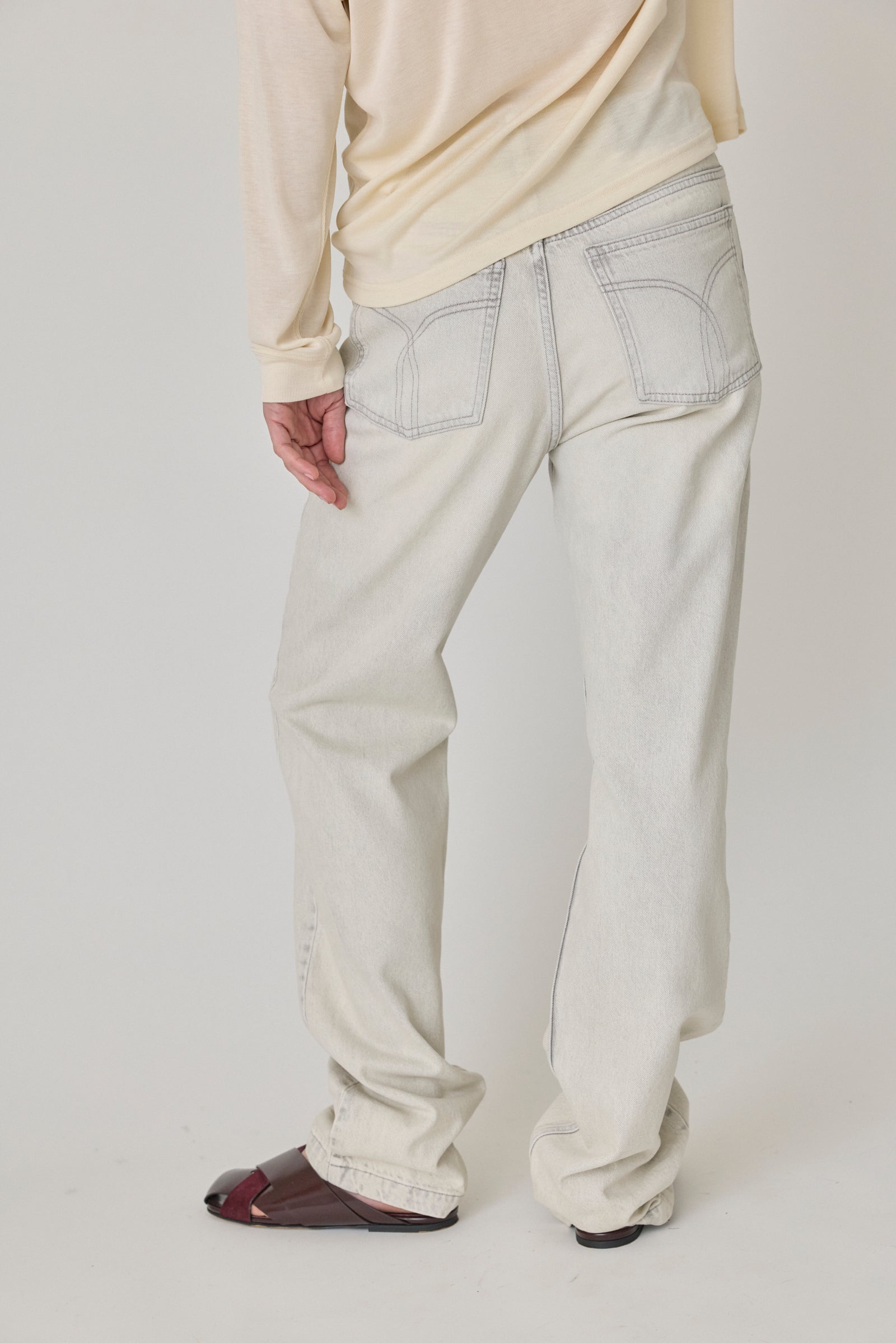 Square Pocket Jean - Pumice